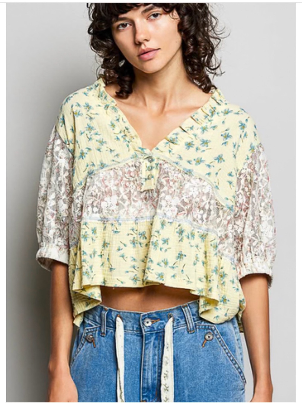 POL Yellow Floral Lace-Trim Cropped Top